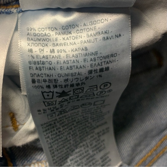 LEVI’S Premium 501 Original Cropped Light Wash Jeans in Stone Throw (Size 27) - Picture 9 of 16